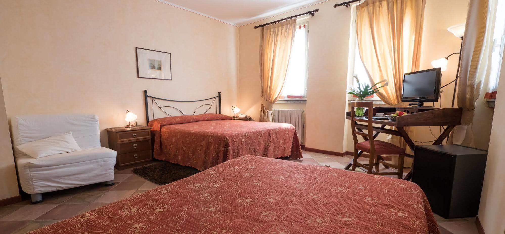 Hotel Aquadolce Verbania Exterior foto